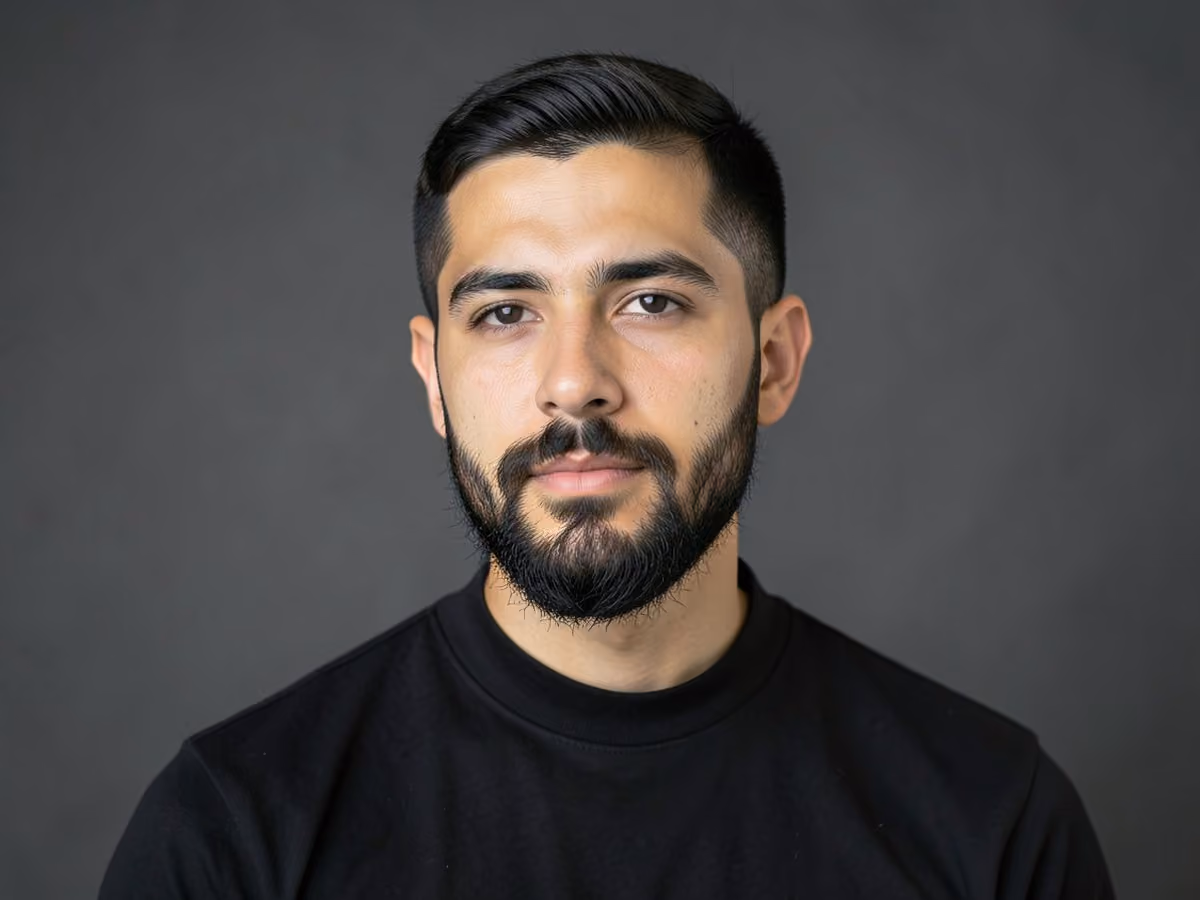Man with a medium length beard haircut