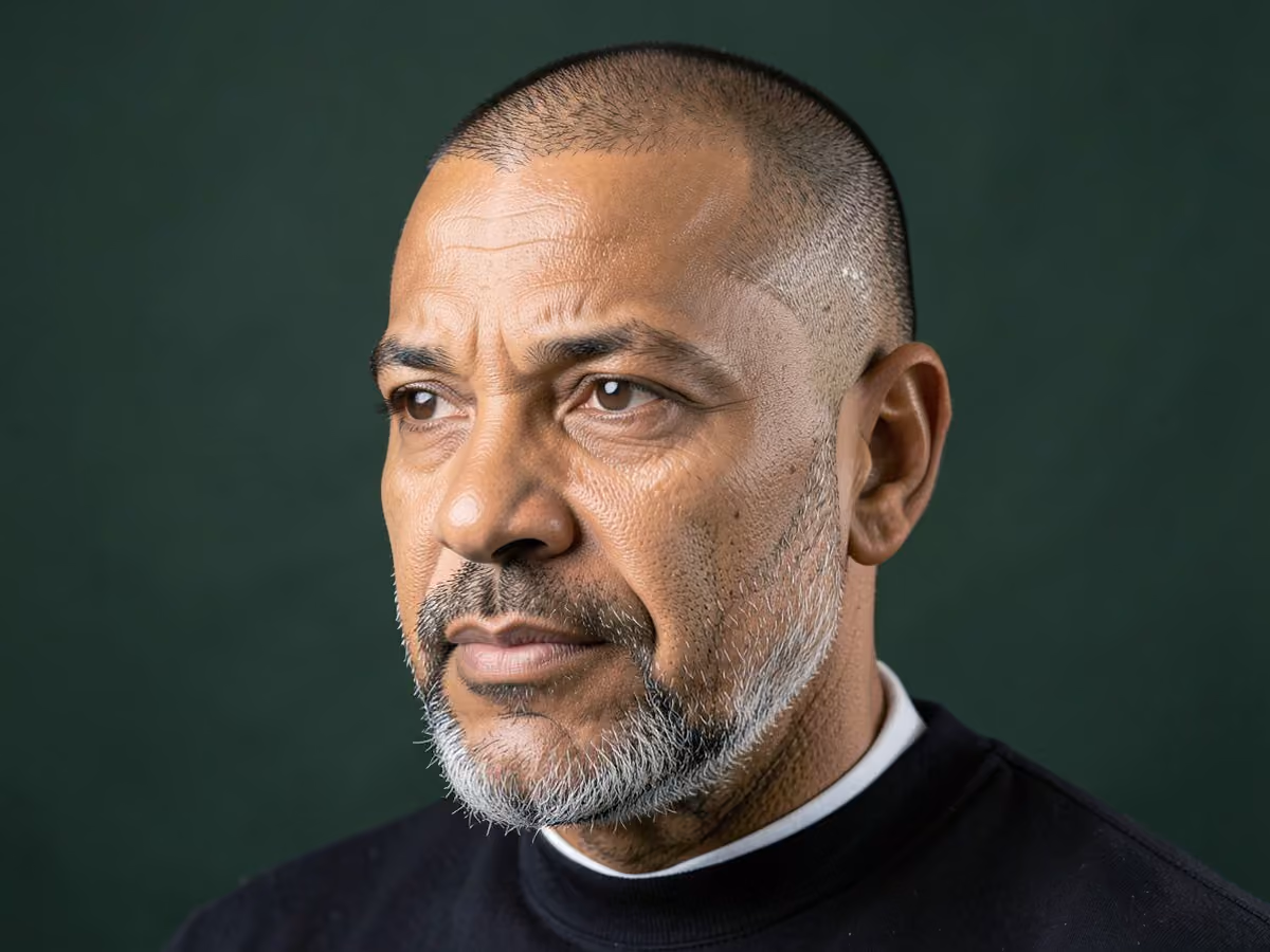 Man with a chin strap with crew cut