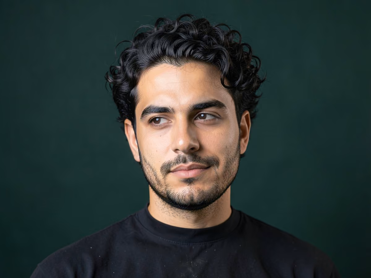 Man with a layered curls haircut