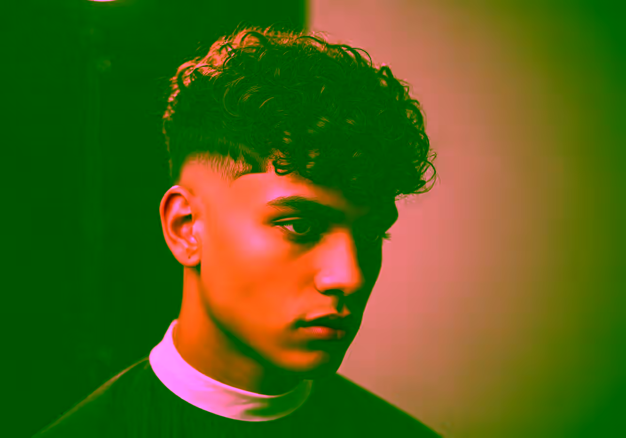 Curly French Crop hairstyle for men 2026 — french crop variation, best for oval, round faces + 3b–4a curls, modern barbering by Master Stylist Jessica Hamilton