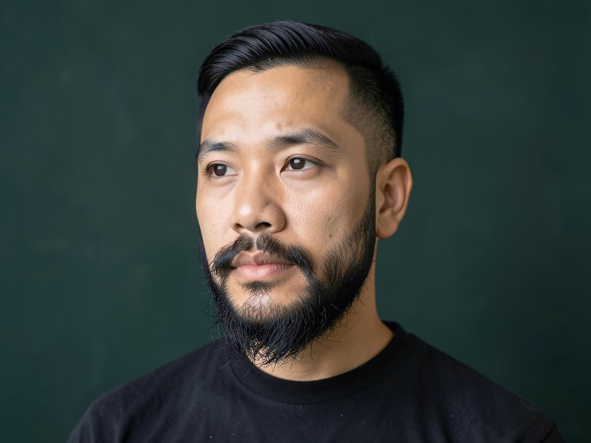Man with a natural full beard haircut