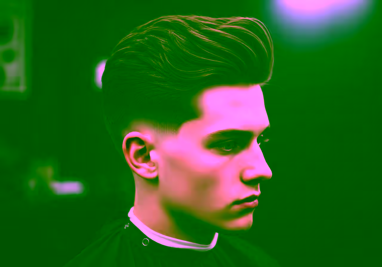 Blowout Taper hairstyle for men 2026 — medium length hairstyles variation, best for fine hair + oval faces, modern barbering by Master Stylist Jessica Hamilton
