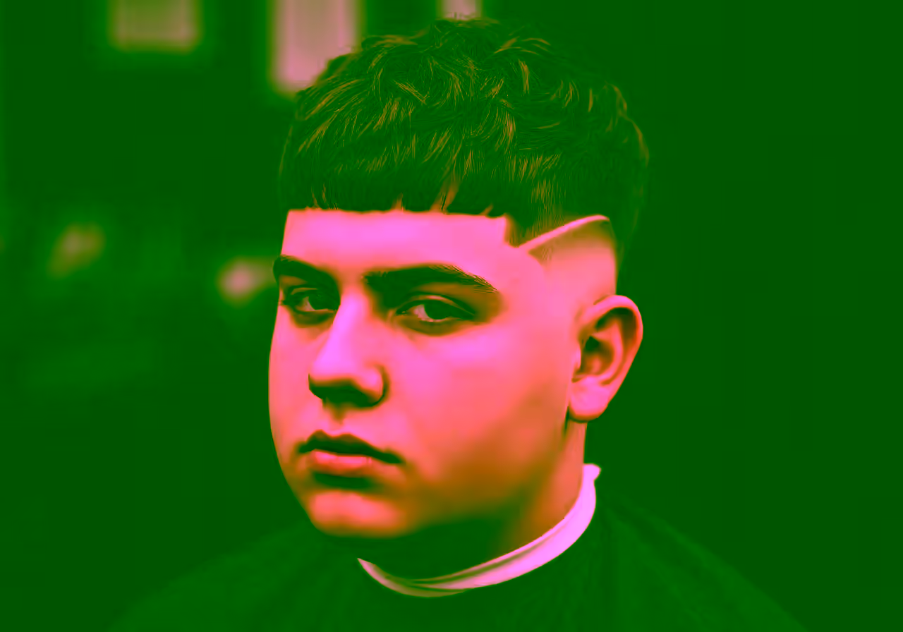 Textured Crop with Burst Fade hairstyle for men 2026 — textured crop variation, best for round faces + thick hair, modern barbering by Master Stylist Jessica Hamilton