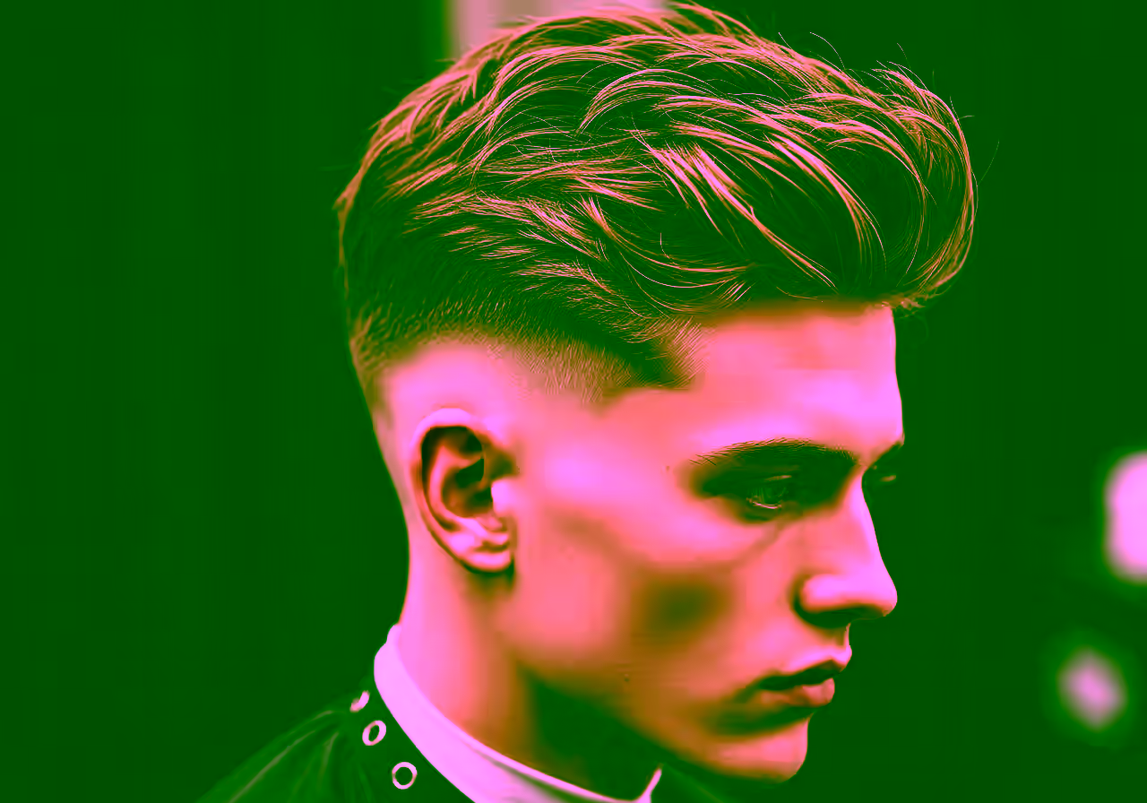 Messy Textured Undercut hairstyle for men 2026 — undercut variation, best for all faces + wavy hair, modern barbering by Master Stylist Jessica Hamilton
